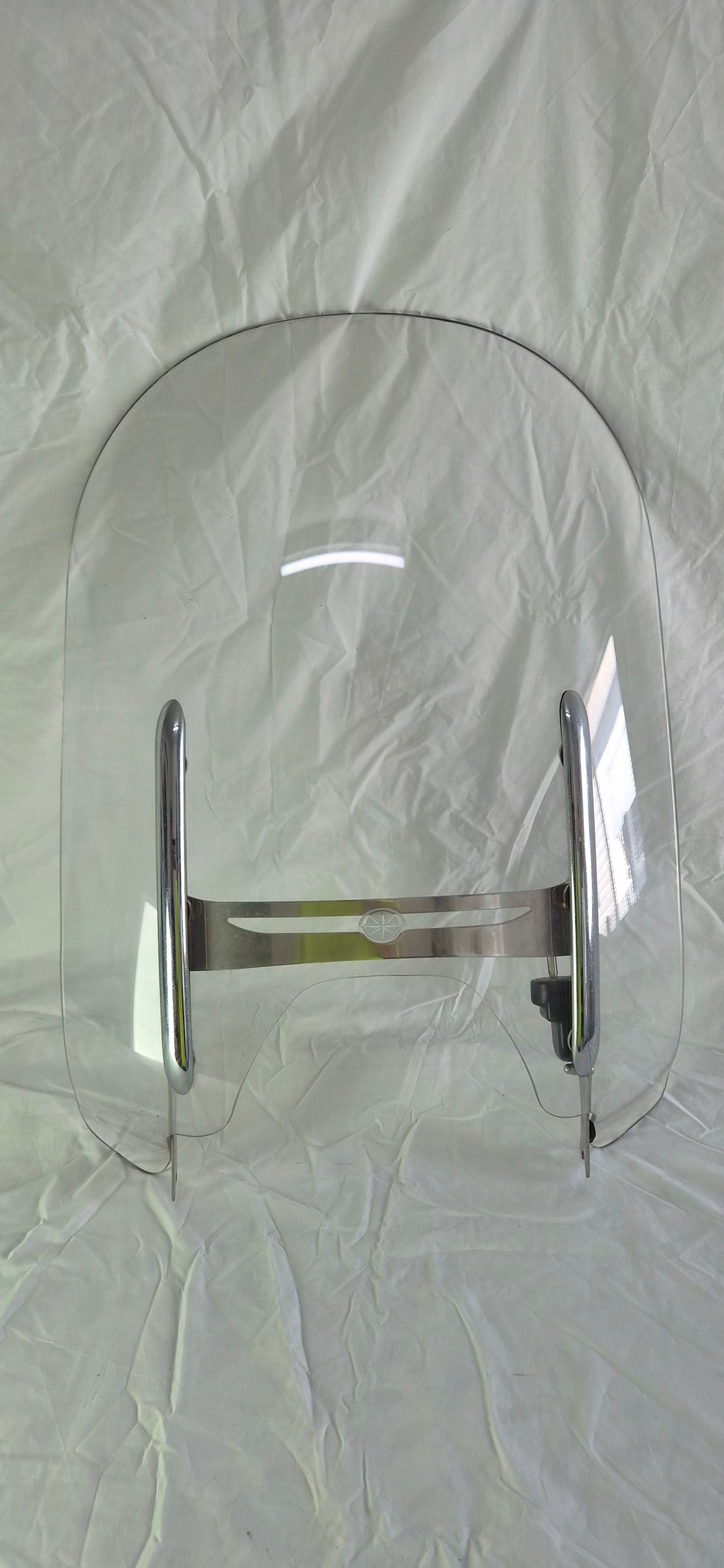 Genuine Yamaha Star quick-release windshield with lock & key - V Star / Road Star cruisers