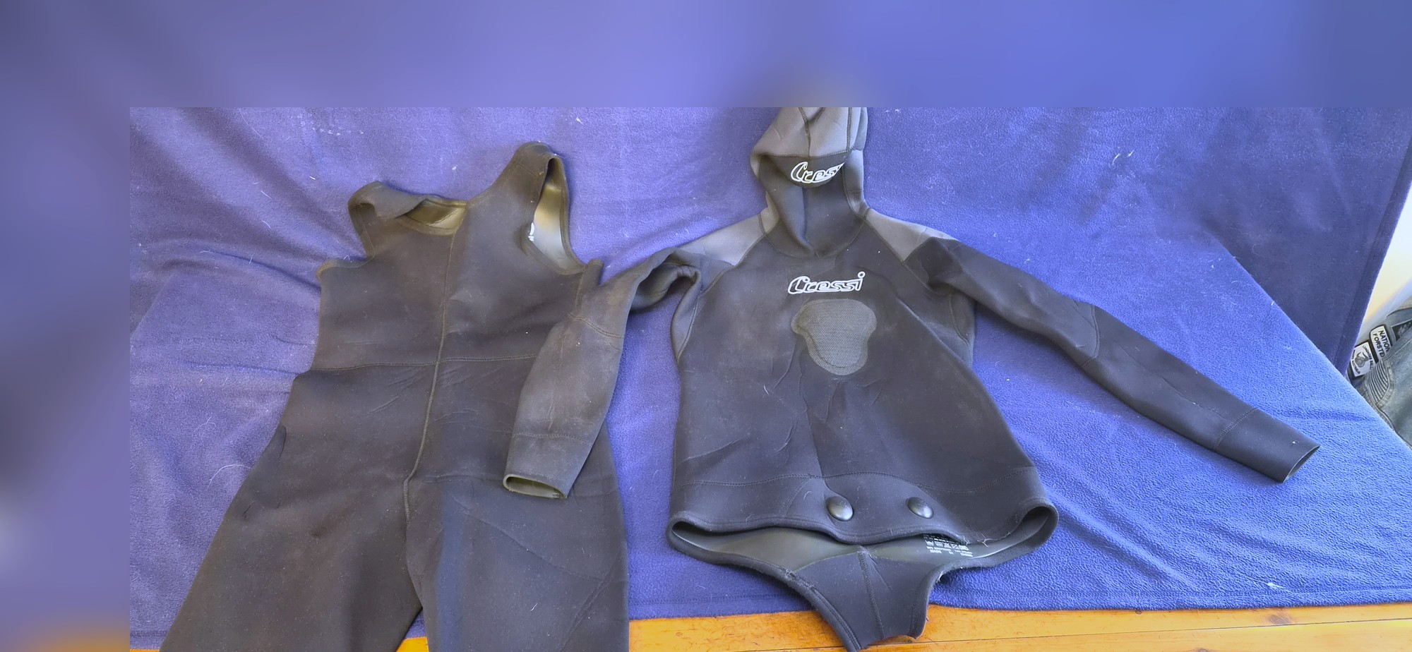 Cressi 2-piece spearfishing wetsuit, 3 mm, size 4 (M)