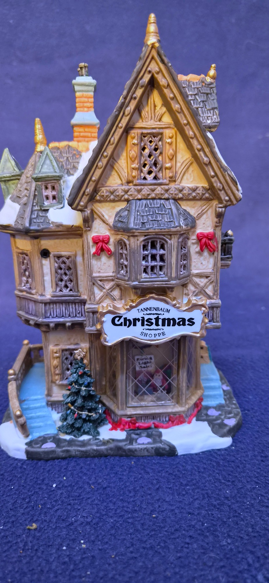 Lemax Christmas Shoppe porcelain light-up house, boxed