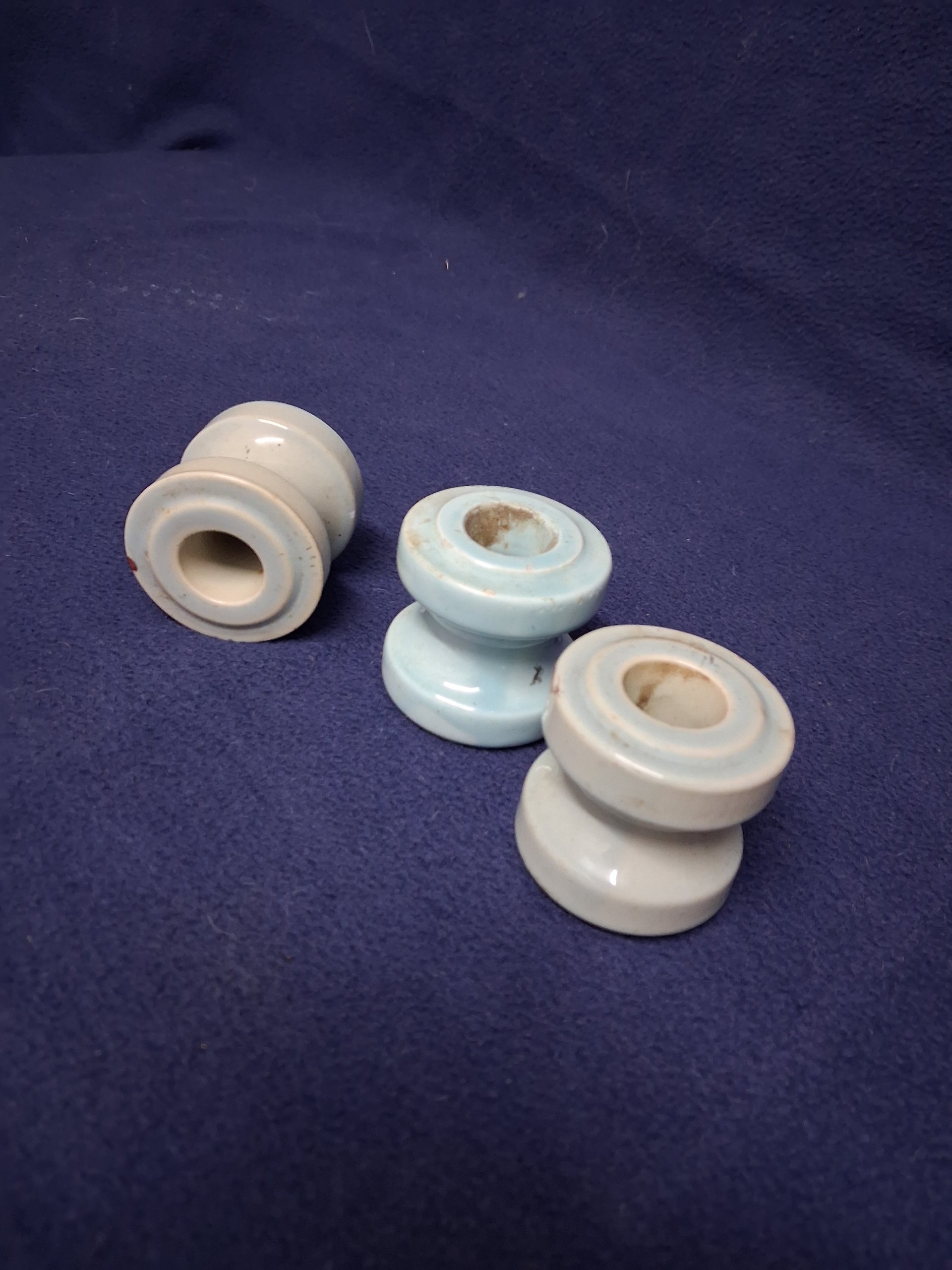 Ceramic insulators